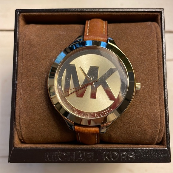 Michael’s Kors Ladies slim leather band watch. New! - Picture 1 of 11